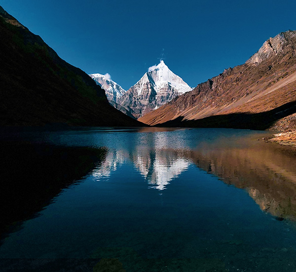 Sacred Lakes & Serene Peaks: Bhutan Alpine Adventure
