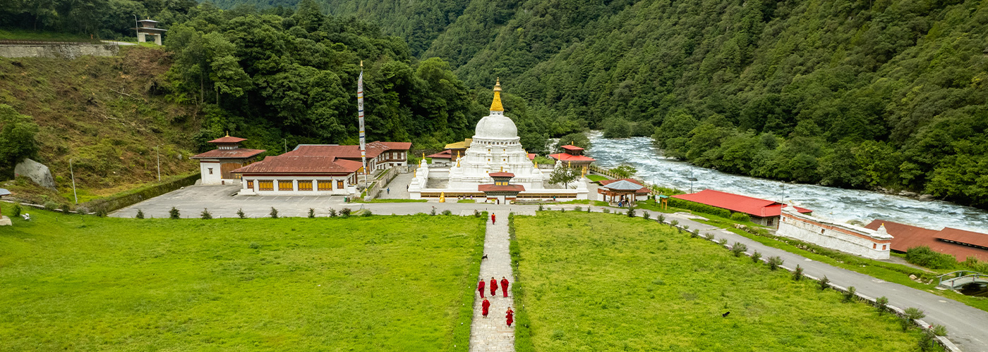 Eastern Bhutan Cultural Tour with Tigers Nest Hike